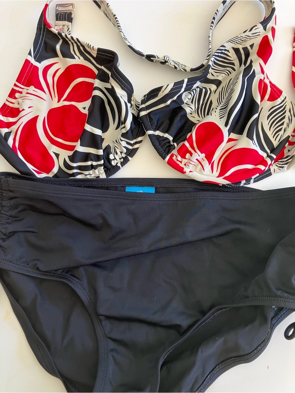 Women’s Red Floral Underwire Bikini Top with Black Bottoms